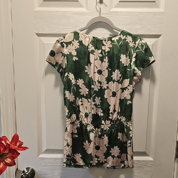 "Speechless" Vintage V-Neck Tie, Green and Cream Floral Blouse, Size 4. - Picture 3 of 7